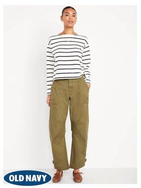 Old Navy Mid-Rise Twill Barrel Leg Pants